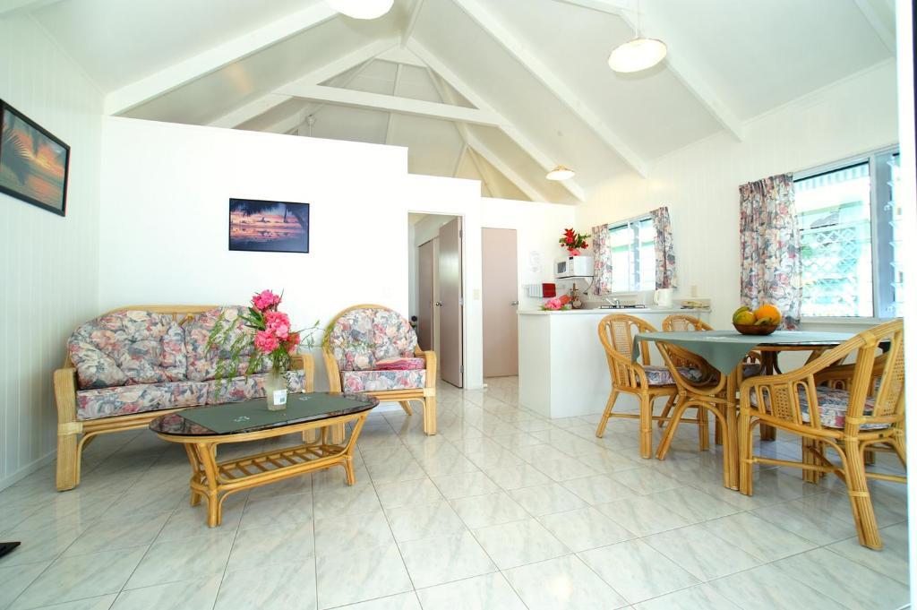 רארוטונגה Sunhaven Beach Bungalows (Adults Only) מראה חיצוני תמונה
