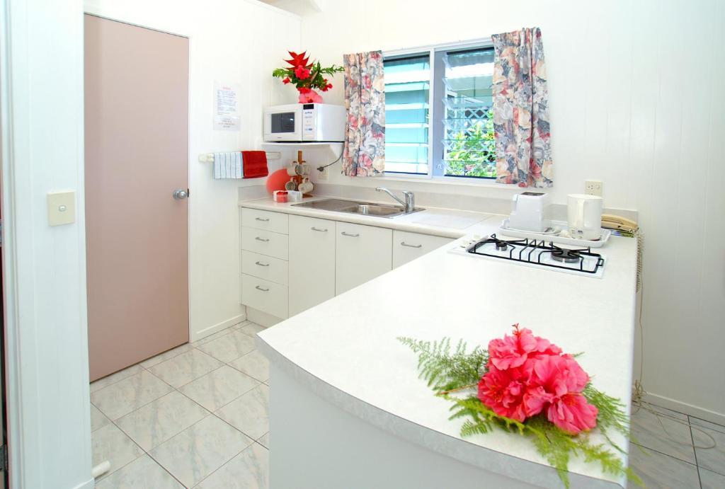 רארוטונגה Sunhaven Beach Bungalows (Adults Only) מראה חיצוני תמונה